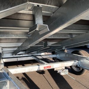 Plateau MULTI TRANSPORTER SARIS – TP 406 204 2700 2 – BASCULANT HYDRAULIQUE – RENFORCE