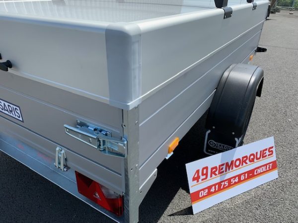 SARIS Mc Alu Confort 255 133 750 1 + Couvercle + barres - PTAC 750 kg sans frein – Image 9