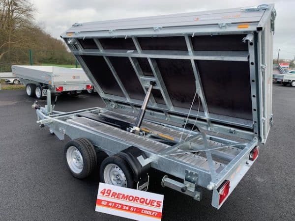 TRIBENNE SARIS - K3 306 170 2700 2 - Electrique + secours manuel - Rampes ALU intégrées - PTAC 2700 kg