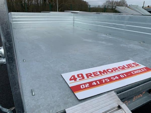 TRIBENNE SARIS K3 310 176 3500 2 HDS E - PTAC 3500 kg - Electrique +manuelle + rampes + Béquilles + Eclairage LED – Image 2