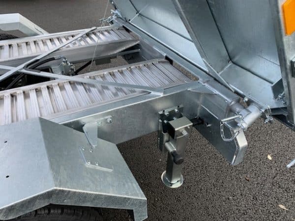 TRIBENNE SARIS K3 310 176 3500 2 HDS E - PTAC 3500 kg - Electrique +manuelle + rampes + Béquilles + Eclairage LED – Image 9